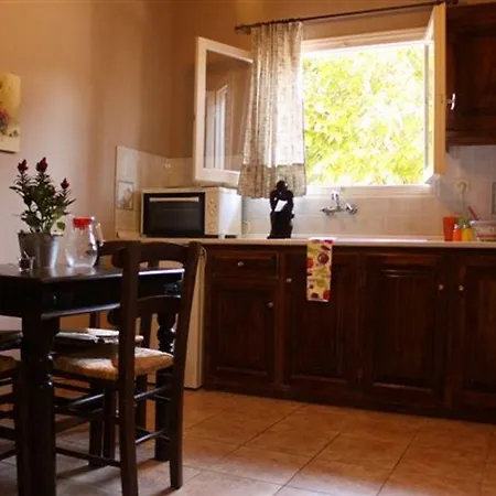 Maria Apartamento Dassia (Corfu)